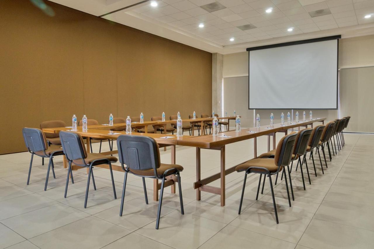 Comfort Inn Córdoba Kültér fotó